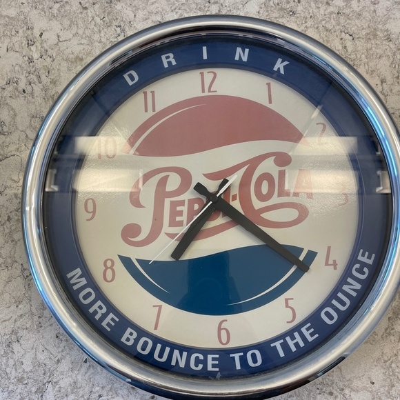 Vintage Rare  Pepsi Cola Round‎ Clock - Picture 13 of 15